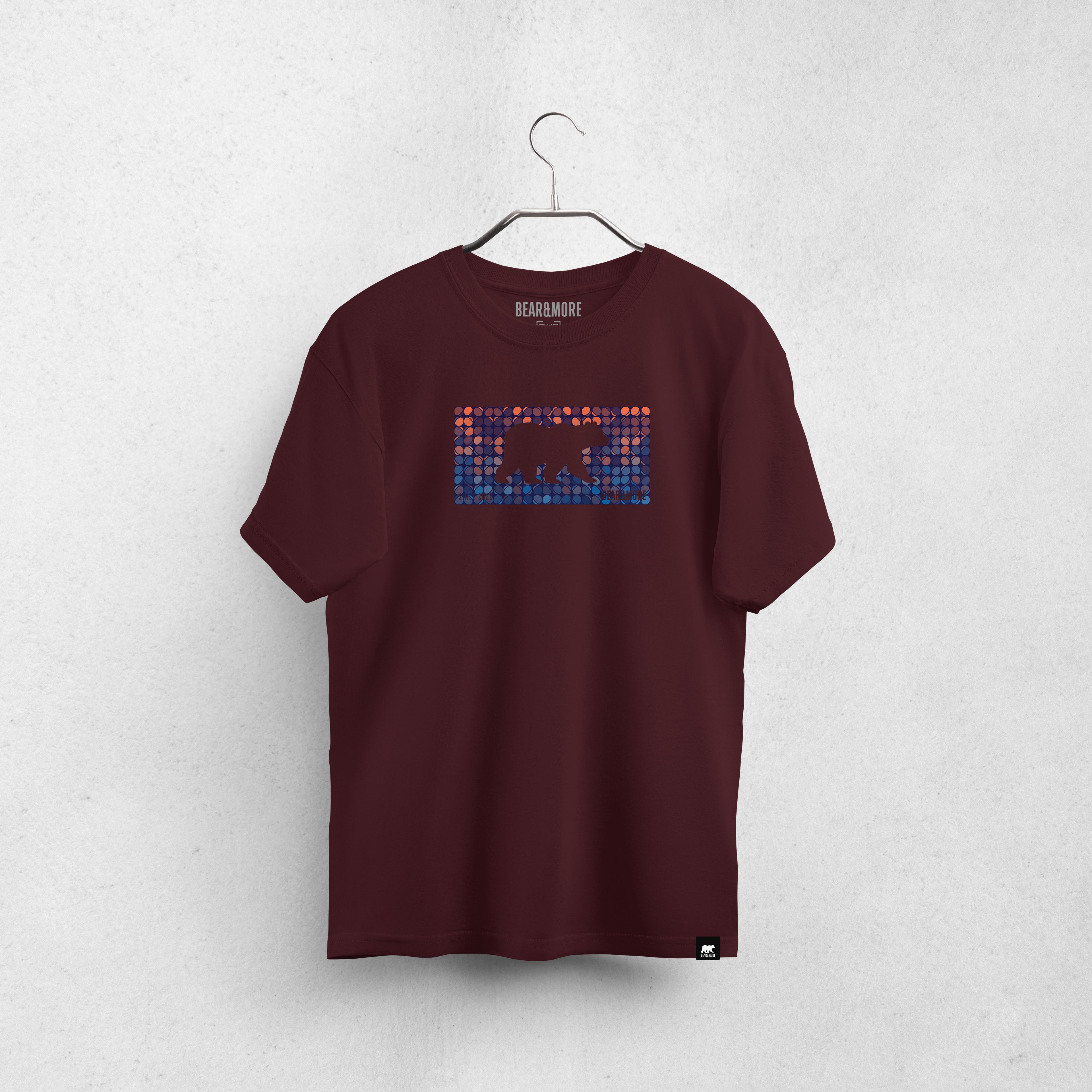 Bear goes the Disco. Expression T-Shirt